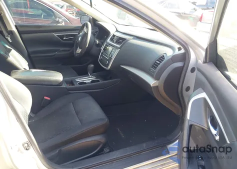 2016 Nissan Altima 2.5/2.5 S/2.5 Sl/2.5 Sr/2.5 Sv z USA, uszkodzony, nr VIN 1N4AL3AP0GC231326